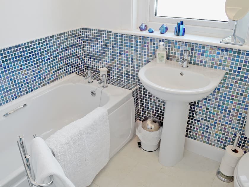 Bathroom | Winloma, Port William