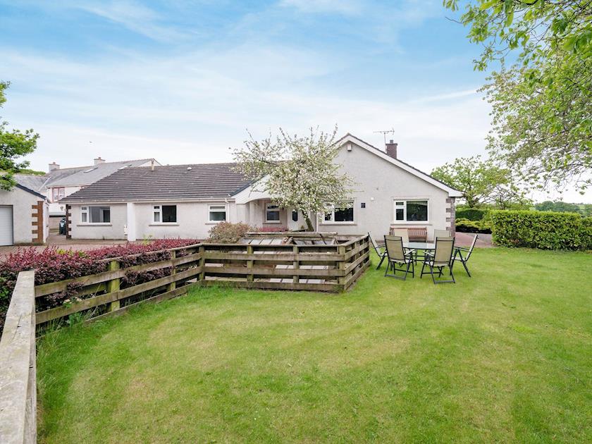 Spacious holiday bungalow | Oaklands, Langrigg, near Cockermouth