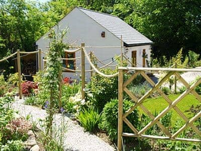 Garden and grounds | Penty-Lowarth, Quoit, St Columb