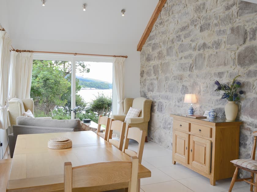 Living room/dining room | Cruary, Applecross