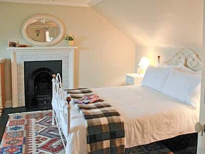 Double bedroom | The Cottage, Garlieston, Newton Stewart
