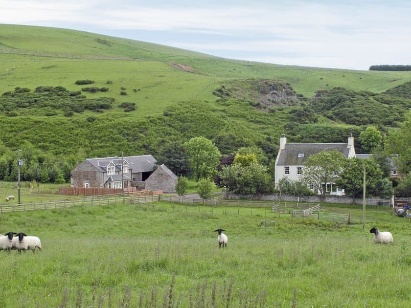 New Channelkirk Cottages Mill Cottage (ref SFFJ) in Oxton, near