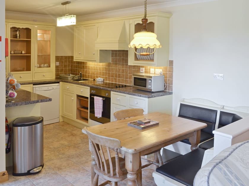 Open plan living/dining room/kitchen | Pencrennow Farm Cottages - Daisy Cottage, Perranporth