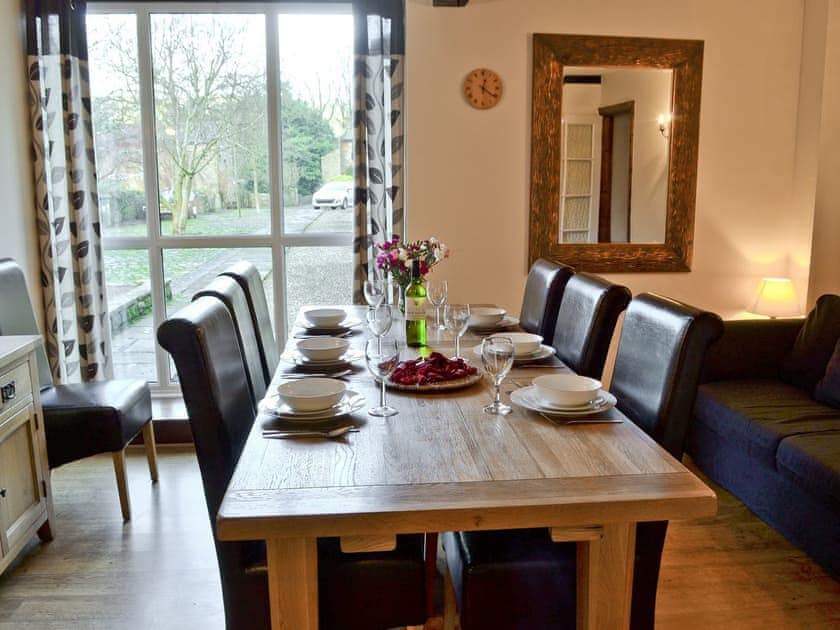 Dining room | The Granary, Carperby near Leyburn