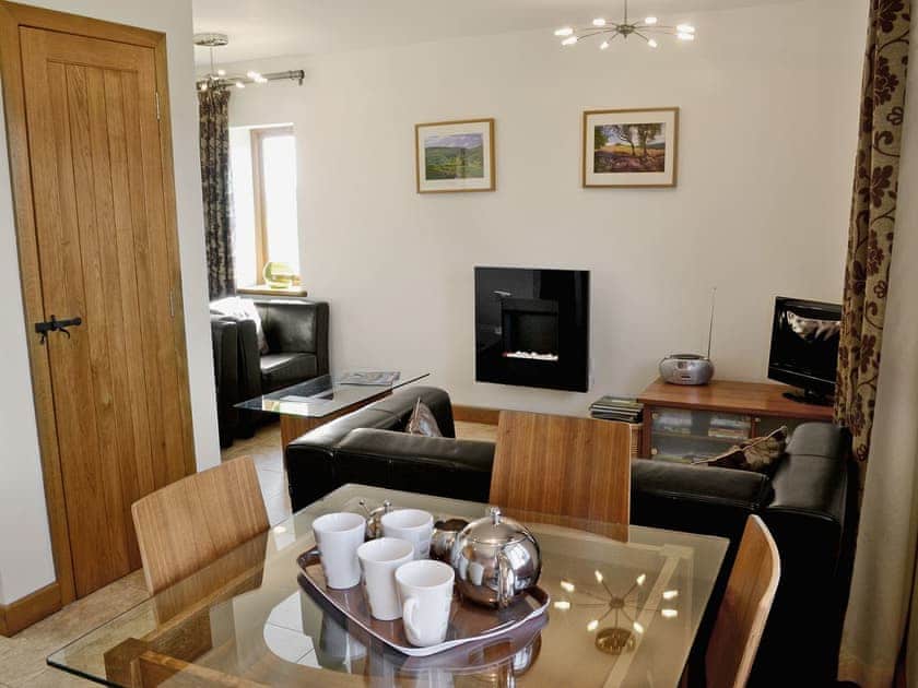 Living room/dining room | Stobthorn Cottage, Brompton near Northallerton