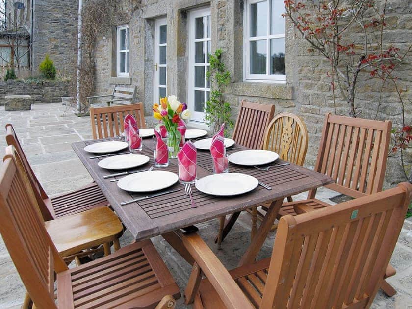 Sitting-out-area | Low Mill Cottage, Grassington