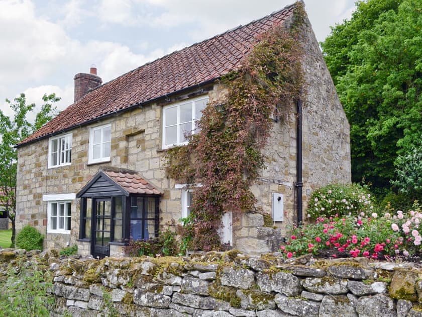 Picturesque holiday home | Mill Cottage - Rievaulx Cottages, Rievaulx, near Helmsley