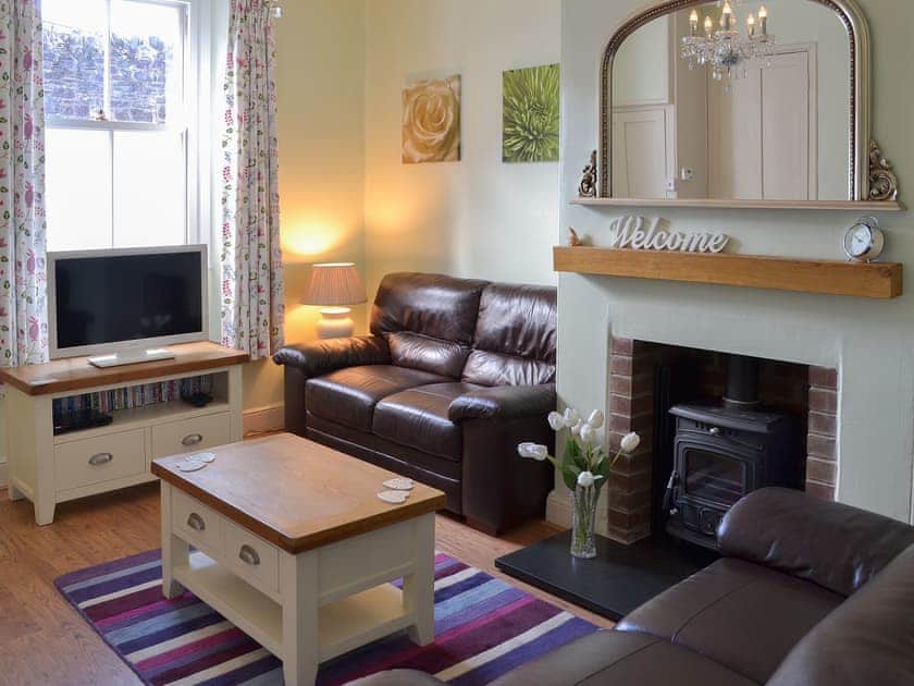 Delightful sunny living room | Lavender Cottage, Buckfastleigh