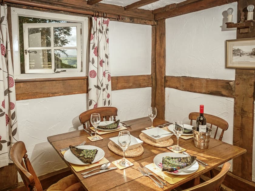 Dining Area | Pen Copi, Trefeglwys, nr. Caersws