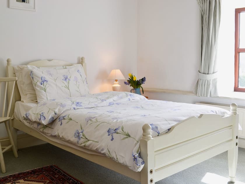 Single bedroom | Trethinna Court - Stable End, Altarnun, nr. Launceston