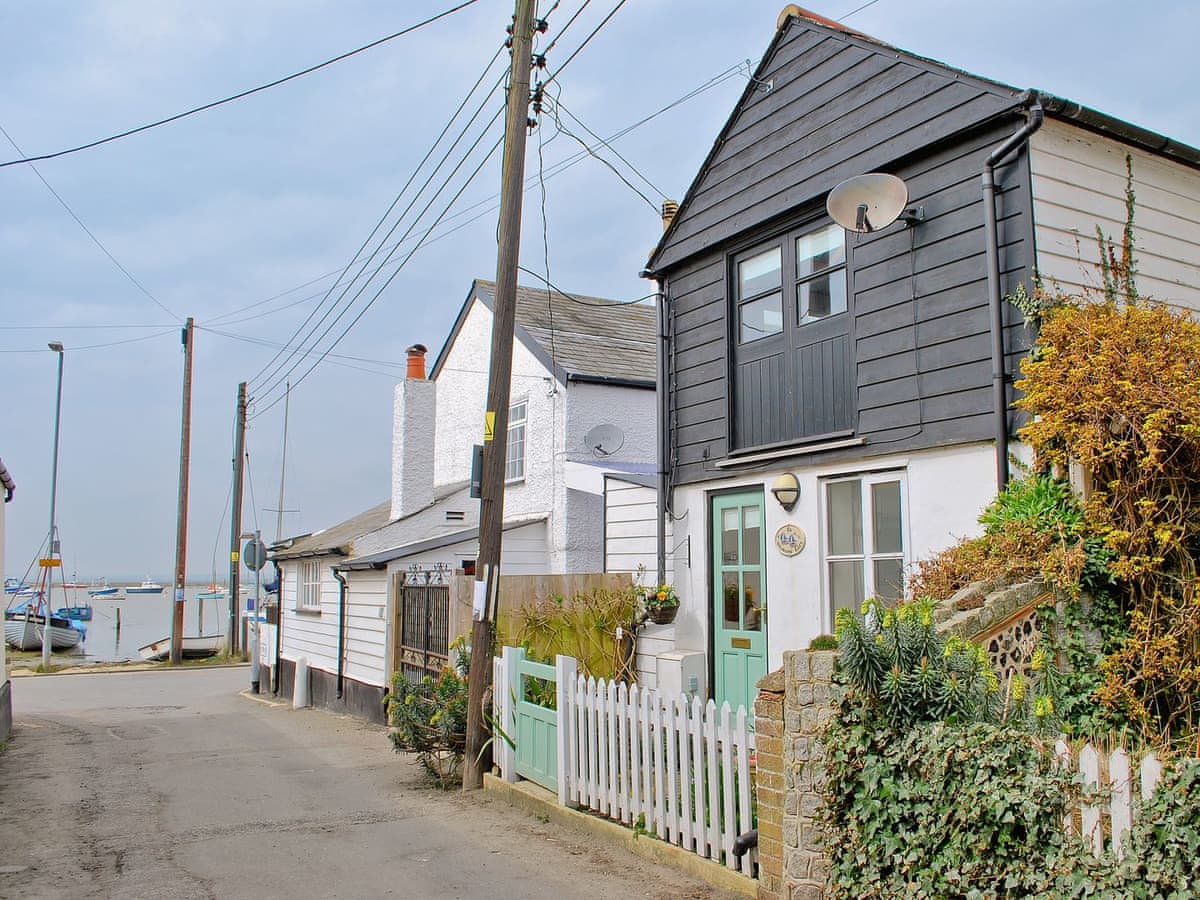 Self-catering cottages in Mersea Island
