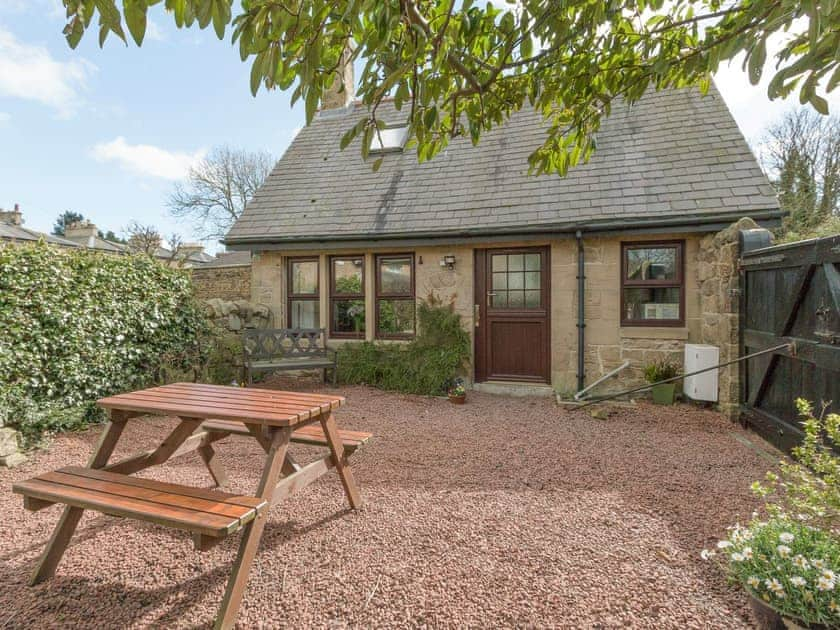 Attractive holiday home | Stable Cottage, Alnwick