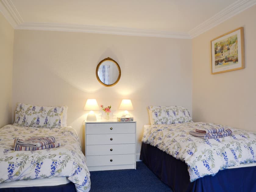 Twin bedroom | White Cottage, Lower Largo, near Leven
