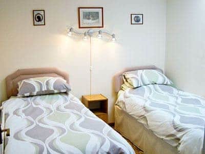Twin bedroom | Cliff Cottage, Hunstanton