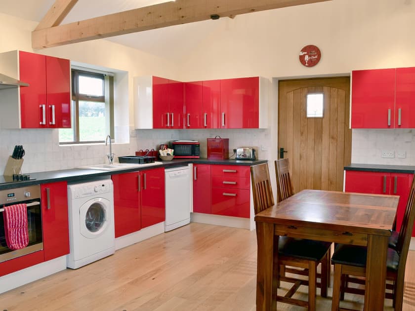 Well presented kitchen/ dining area | Haddock’s Nook, Aldwark, near Alne