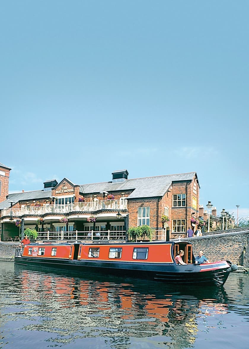 Sutton from Heritage Narrow Boats in South of Congleton, Cheshire ...