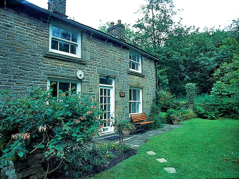 Drum and Monkey Cottage | Drum And Monkey Cottage, Chapel-en-le-Frith
