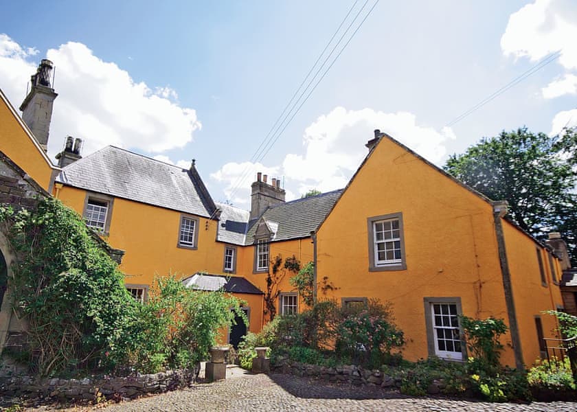Exterior | Lochside Garden House, Town Yetholm, nr. Kelso