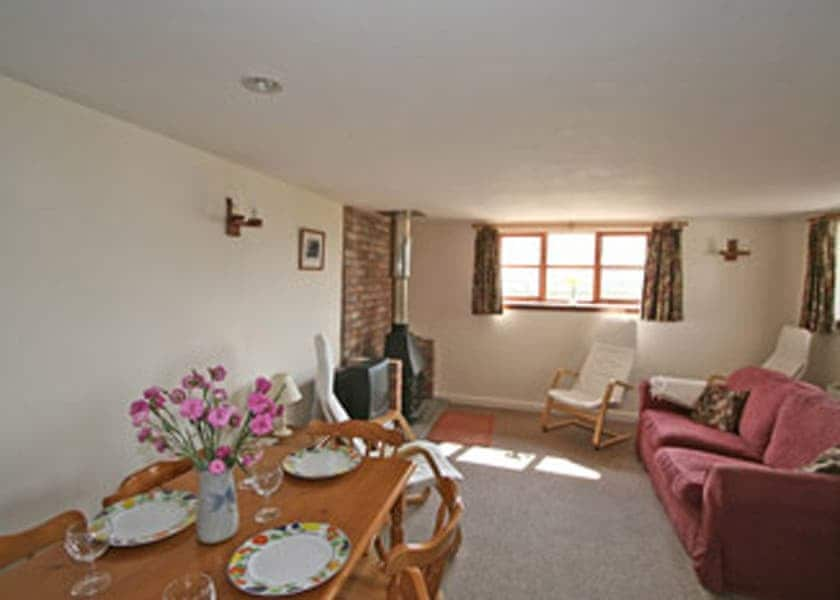 Barrowmead Cottage sitting/dining room | Barrowmead Cottage, Winscombe