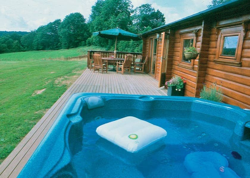 Cider Mill Lodge hot tub | Cider Mill Lodge, Brockweir