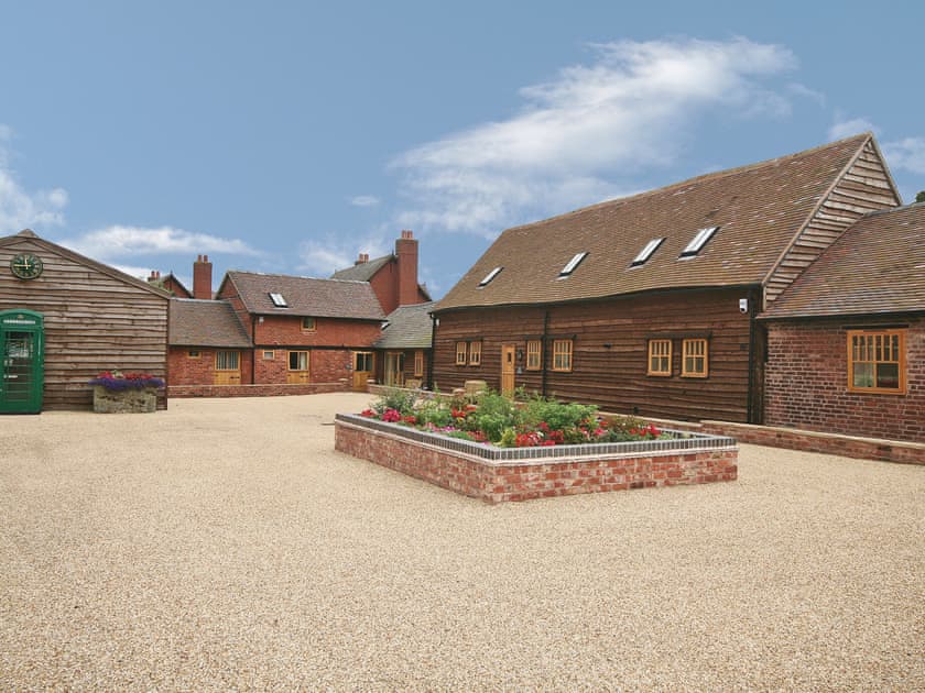 Piglets Place, The Olde Granary and Shippon Cottage (left to right) | Piglets Place, Plealey, Shrewsbury