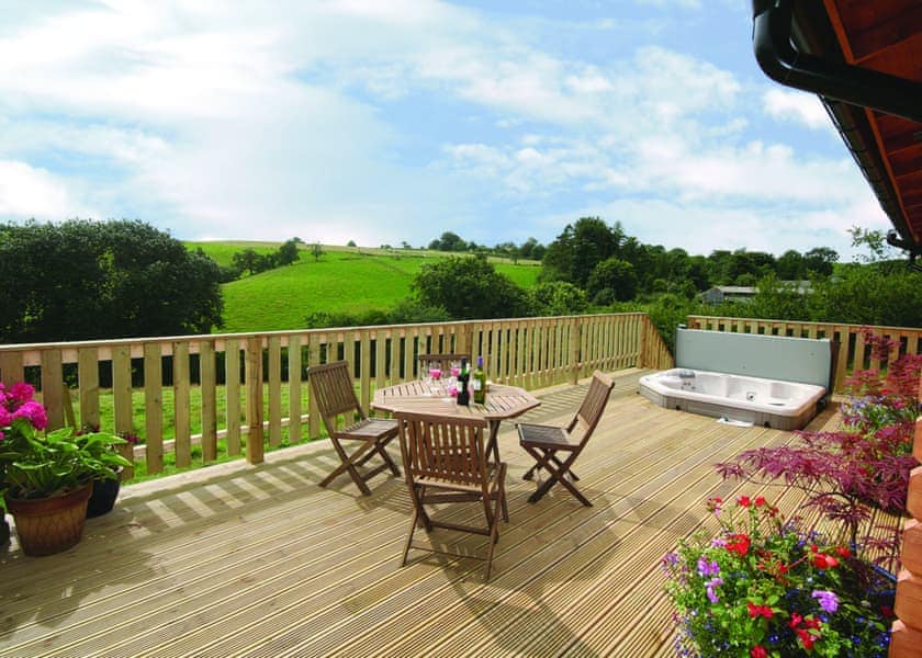 Hot Tub | The Larches, Nr. Bishops Castle