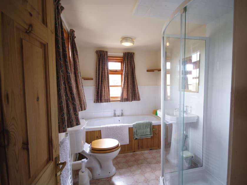 Meadow View bathroom | Meadow View, Sea Palling, Norwich