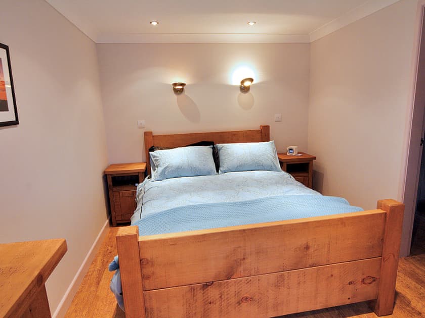 Bryn Menai double bedroom | Bryn Menai, Y Felinheli, nr. Bangor