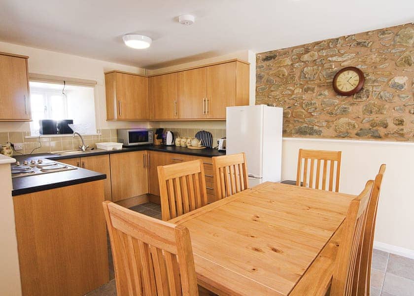 Smithy Barn dining and kitchen area | Smithy Barn, Betws-Yn-Rhos, Conwy
