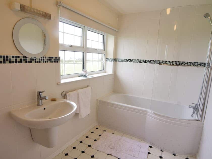 Riffli bathroom | Riffli - Riffli, Cilan, nr. Abersoch