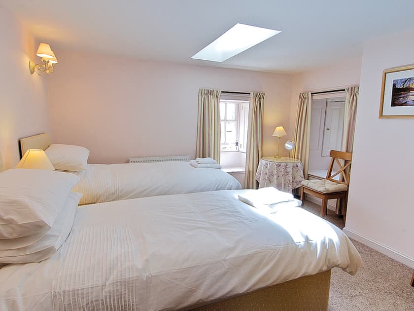 The Clock House twin bedded room | Clock House, Mellerstain, nr. Kelso
