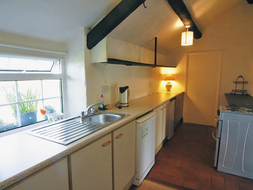 Kitchen | Riffli - Y Gegin, Cilan, nr. Abersoch