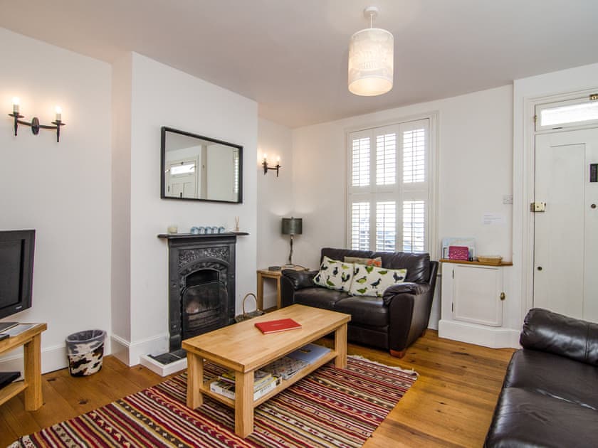 Butterfly Cottage In Whitstable Kent Book Online Hoseasons