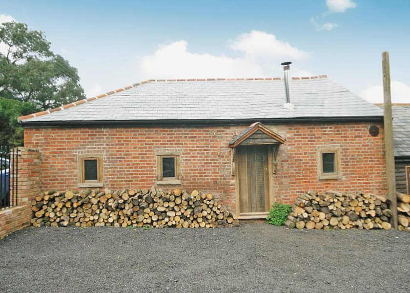 Holiday Cottages In Essex 2020 Self Catering Cottages To Rent