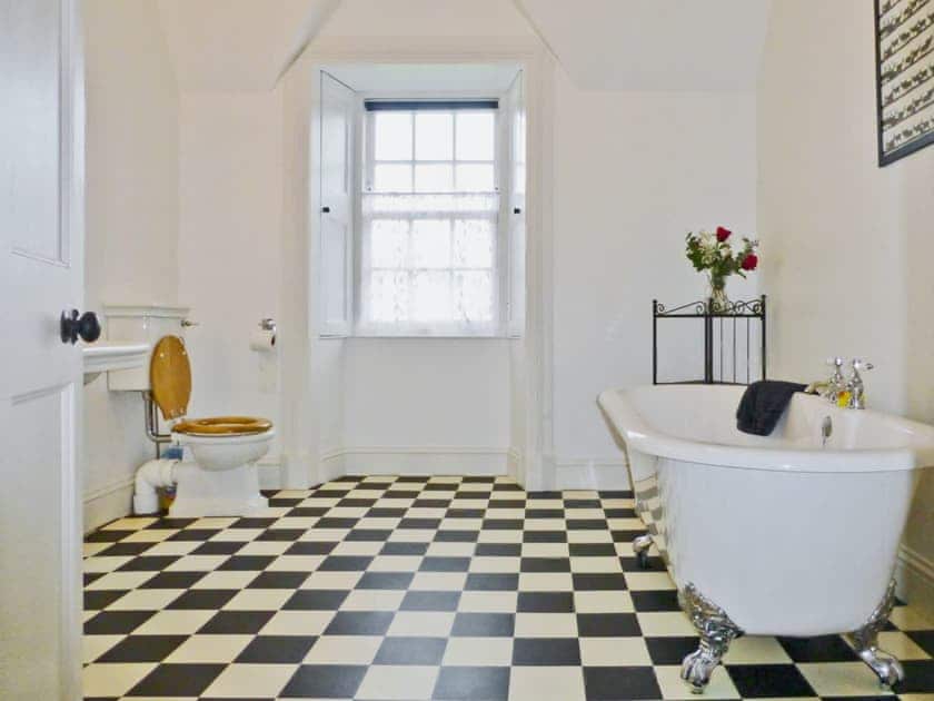 House Bathroom | The Factor’s House, Kilmartin Glen, nr. Lochgilphead