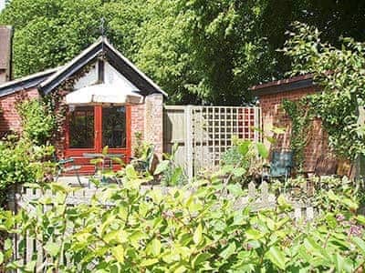 Exterior | Pippins, Great Hautbois, nr. Coltishall