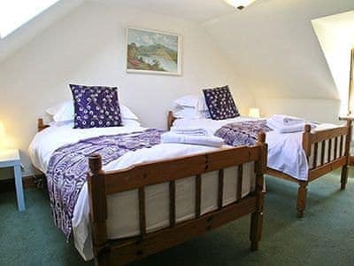 Twin bedroom | Dalvuie Beag, North Connel, nr. Oban