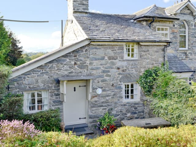 Rectory Cottage Ref Iwa In Llangower Near Bala Gwyneddgwynedd