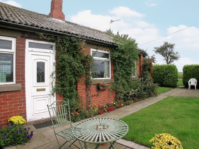 Searchlight Cottage Ref W41051 In Fraisthorpe Near Bridlington