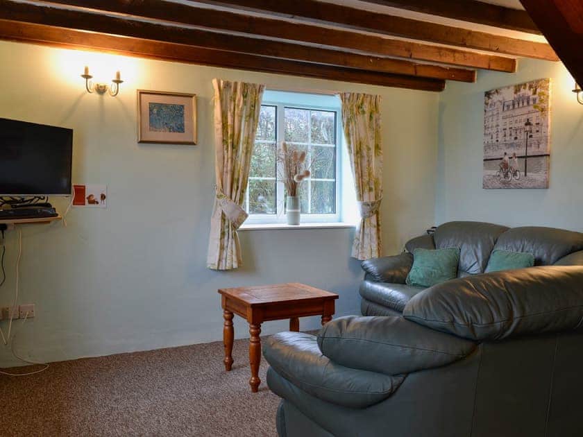 Living area | Commonwealth Cottage, Iron Acton, nr. Bristol
