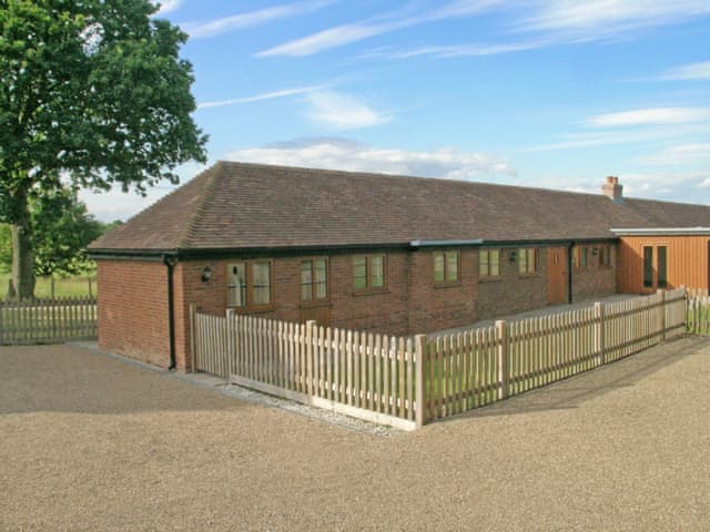 Old Dairy Barn Ref Poon In Playden Near Rye Sussex Cottages Com