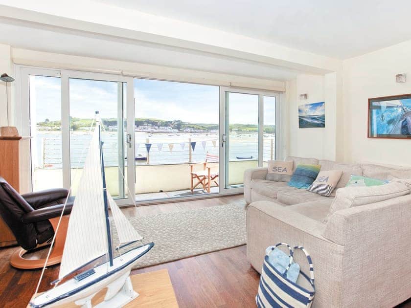 Relax and unwind whilst watching the boats go by from the living room | Shorewaterzz, Shorewaters, Shorewater701, Appledore, near Bideford