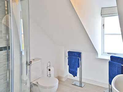 Bathroom | Clipper Cottage, Wells-next-the-Sea