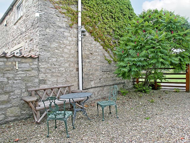 Cruck Cottage Sinnington ( Ref DC4549 ) Holiday cottage in North York Moors National Park
