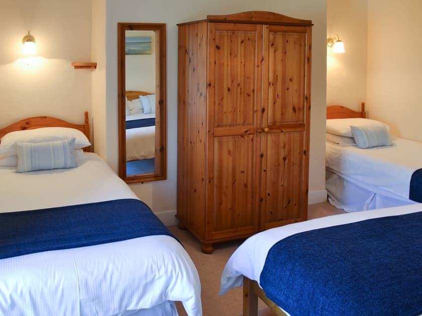 Family bedroom | Meadow Cottage - Cannalidgey Cottages, St Issey, near Padstow