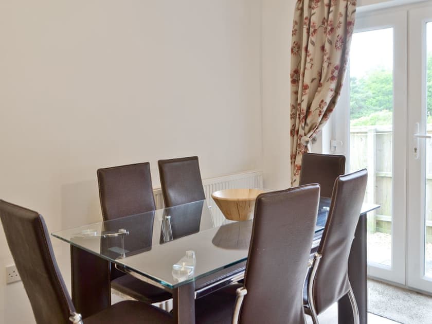 Open plan living/dining room/kitchen | Woodland View, Shanklin