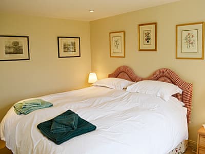 Double bedroom | Lairg Estate - Reid’s Cottage, Lairg