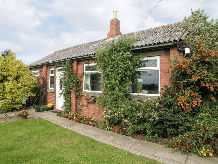 Exterior | Searchlight Cottage, Fraisthorpe, nr. Bridlington