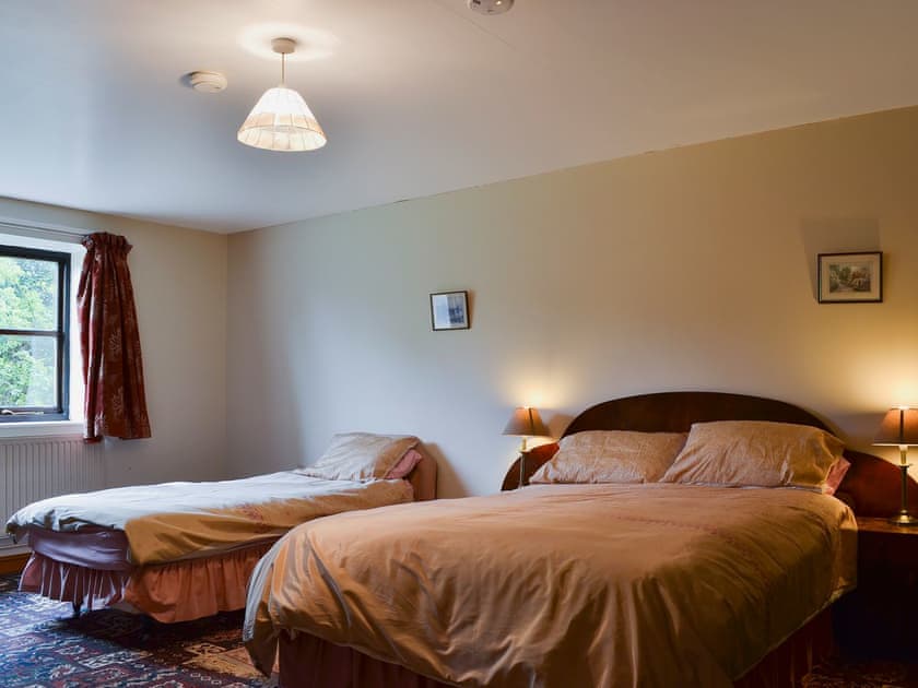 Bedroom | Halford Big Barn, Craven Arms