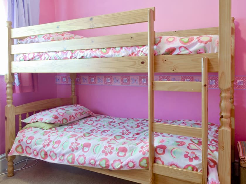 Bunk bedroom | Llys Aled, Y Felinheli, Gwynedd